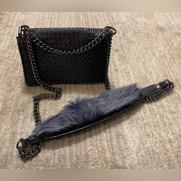 Sondra Roberts New York Blue Faux Croc Print Crossbody or Shoulder Bag or Clutch - Picture 15 of 16